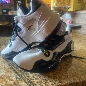 Way of Wade low panda